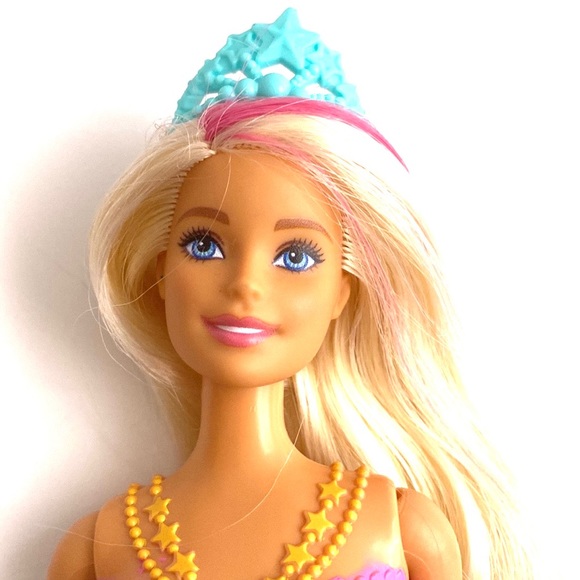 Your Barbie Headquarters! Leave a comment or request below! - Picture 5 of 13